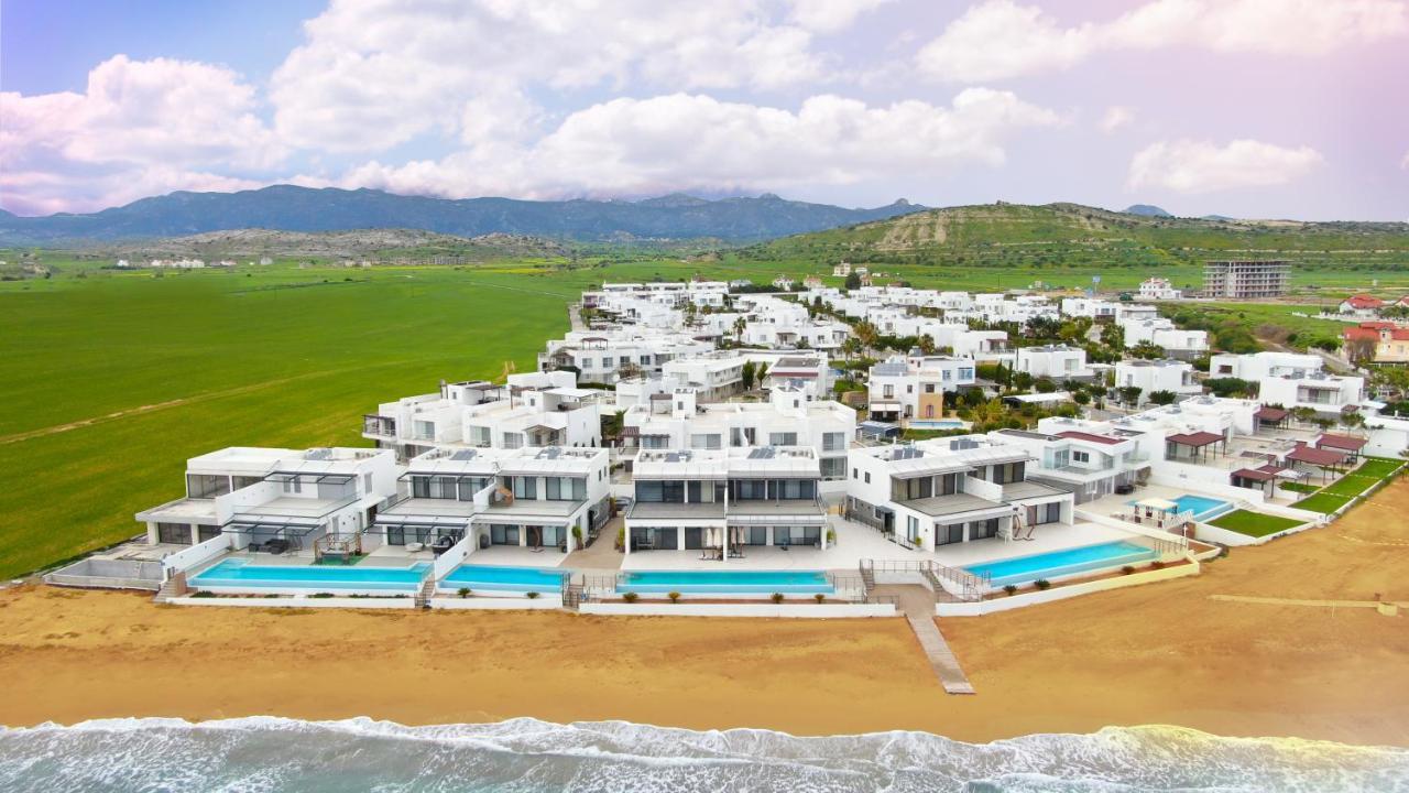 Caesar Beach Villas And Apartments Gastria Экстерьер фото