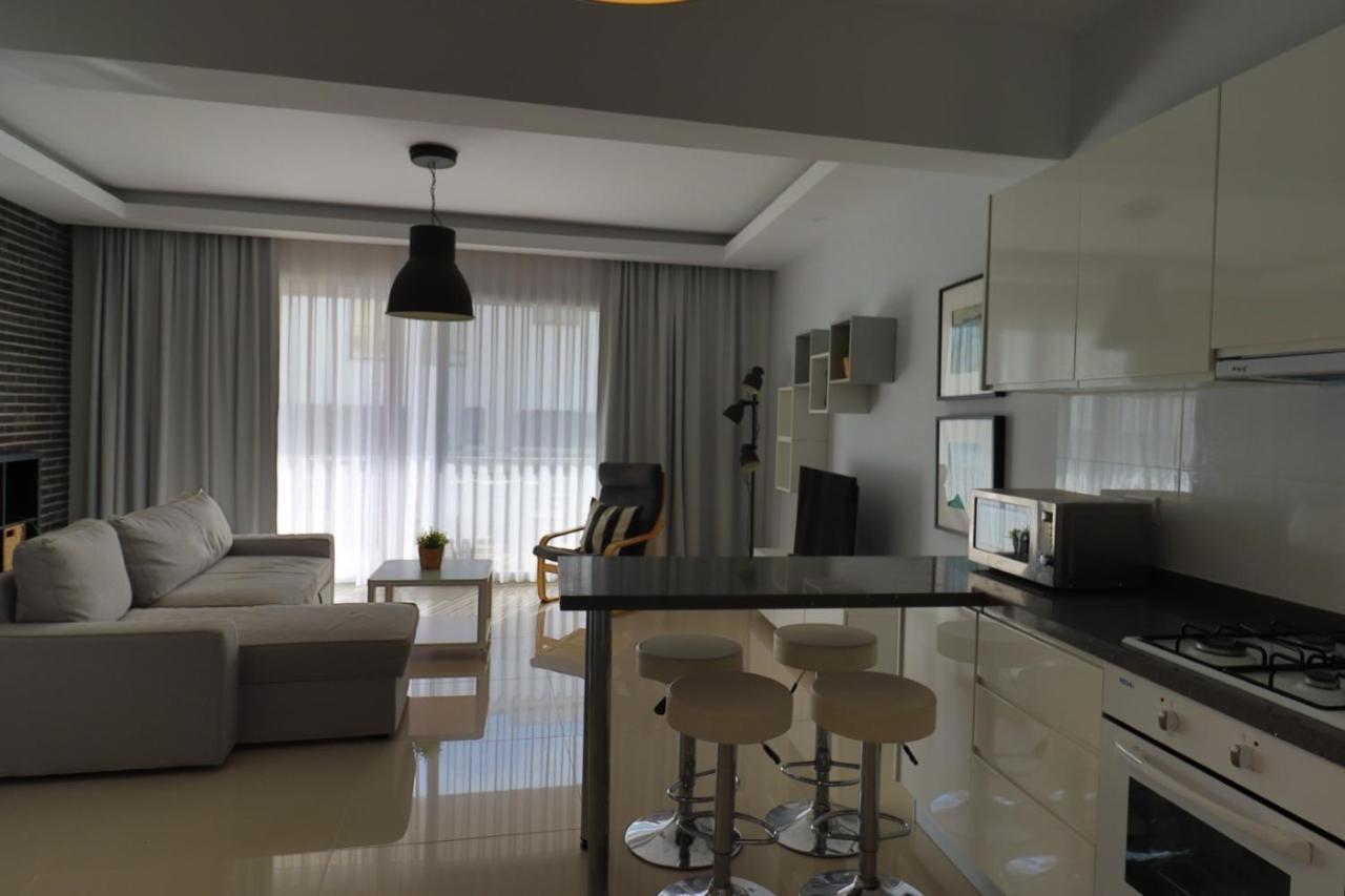 Caesar Beach Villas And Apartments Gastria Экстерьер фото