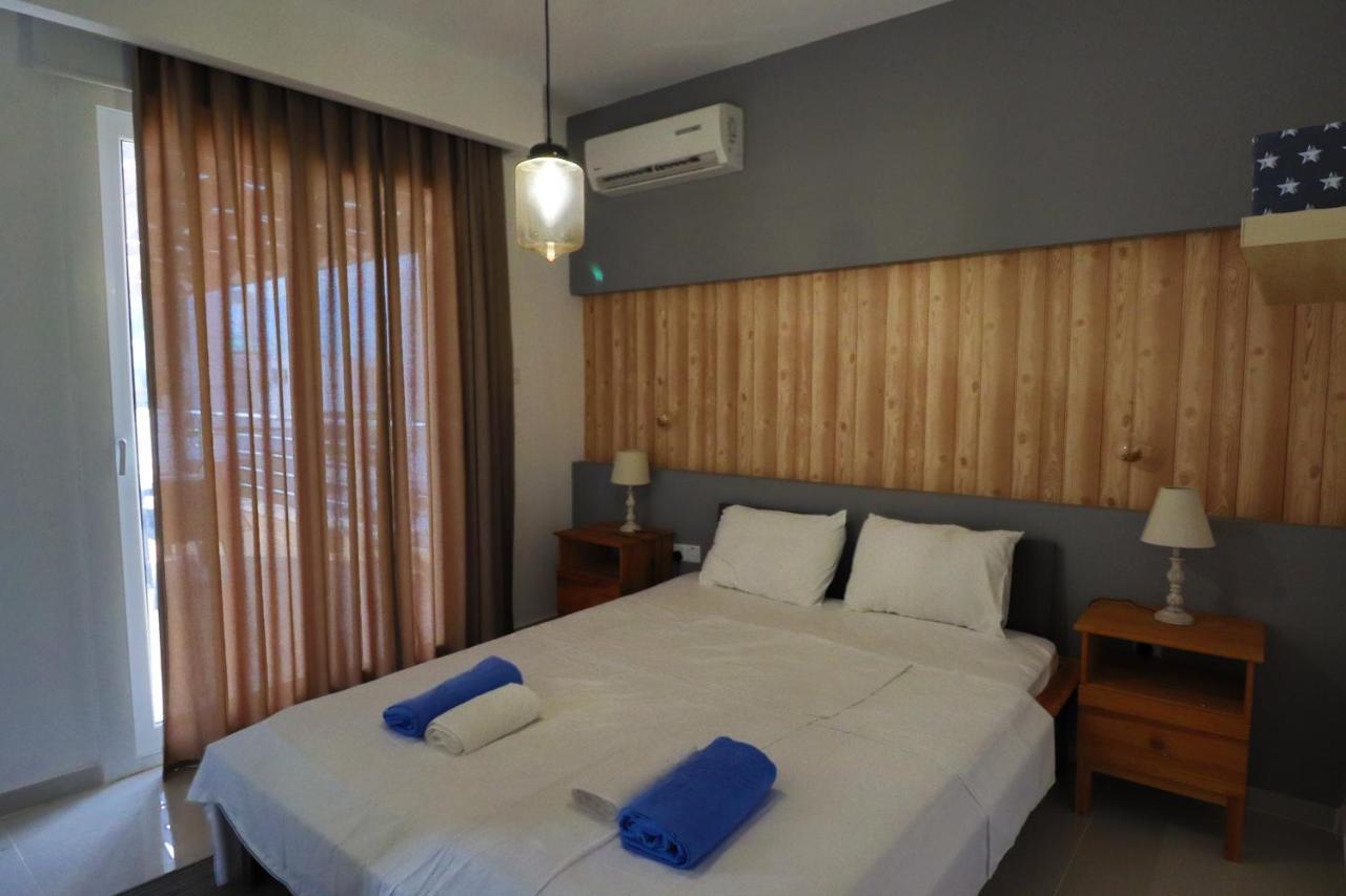 Caesar Beach Villas And Apartments Gastria Экстерьер фото