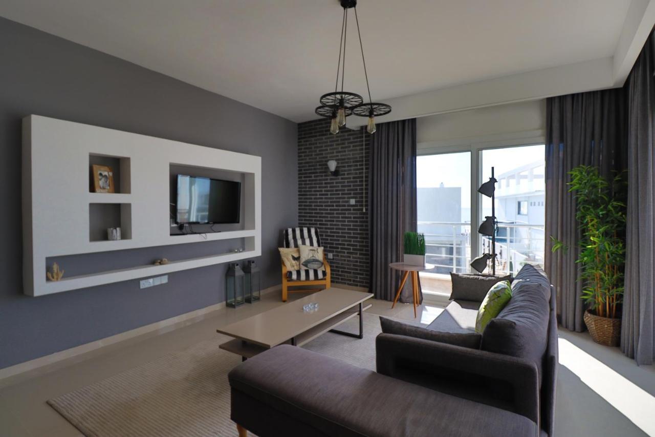 Caesar Beach Villas And Apartments Gastria Экстерьер фото