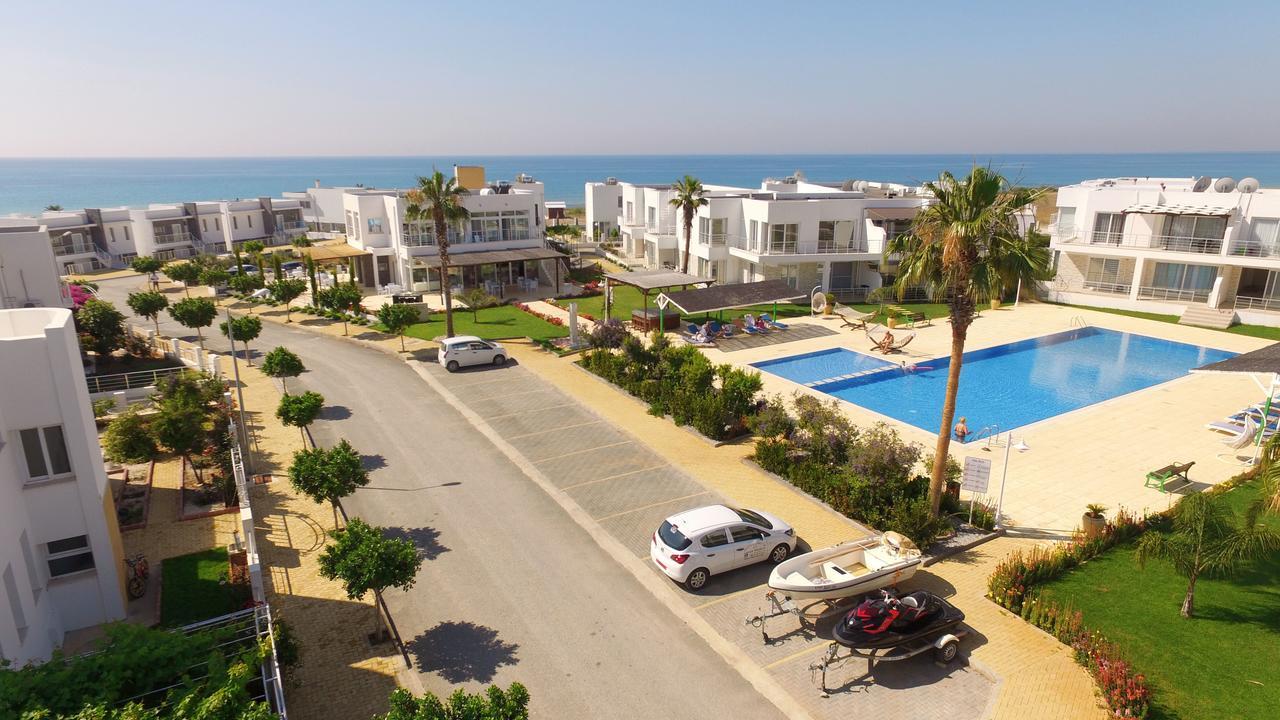 Caesar Beach Villas And Apartments Gastria Экстерьер фото
